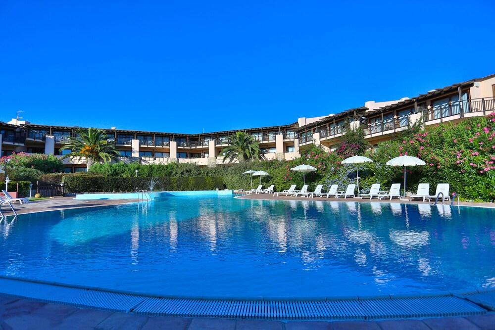 Sporting Hotel Tanca Manna Cannigione Exterior foto