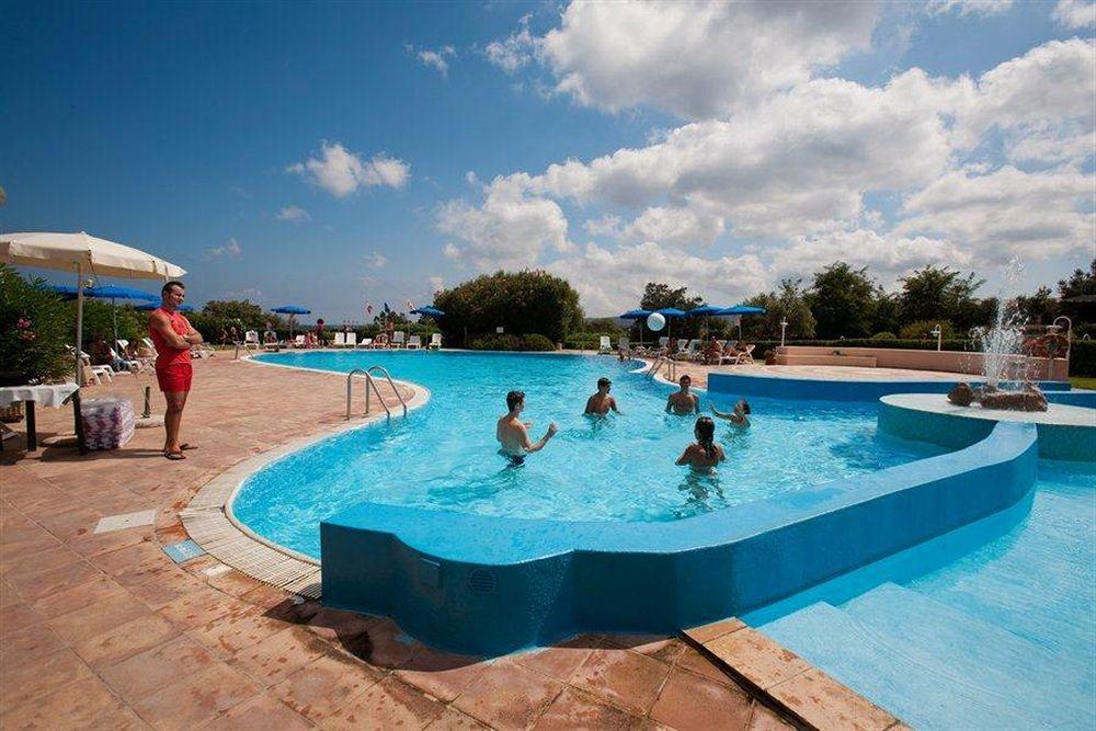 Sporting Hotel Tanca Manna Cannigione Exterior foto