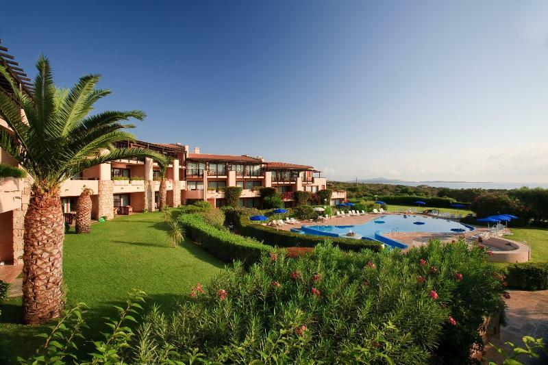 Sporting Hotel Tanca Manna Cannigione Exterior foto